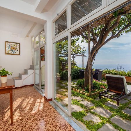 Scorcio D' Oltremare - Sea View Apt In Positano Bagian luar foto